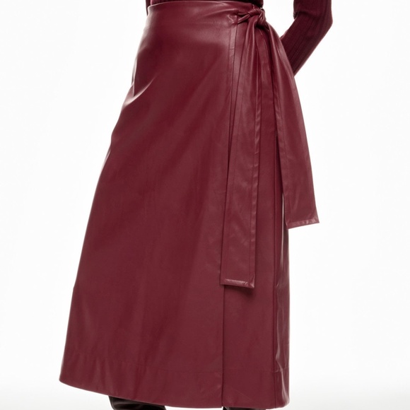 TOCCIN X RTR Burgundy Faux Leather Wrap Skirt, L - Picture 2 of 8